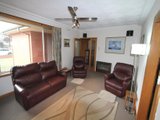 https://images.listonce.com.au/custom/160x/listings/63-hastings-street-wendouree-vic-3355/622/01575622_img_03.jpg?RQugn2xDNBY