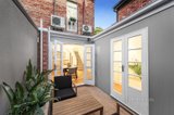 https://images.listonce.com.au/custom/160x/listings/63-heath-street-port-melbourne-vic-3207/040/01331040_img_05.jpg?tXM3aAFHloE