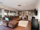 https://images.listonce.com.au/custom/160x/listings/63-johns-crescent-mount-evelyn-vic-3796/493/01524493_img_04.jpg?prY1wouymGw