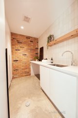 https://images.listonce.com.au/custom/160x/listings/63-little-hoddle-street-richmond-vic-3121/430/00874430_img_19.jpg?m7wpHwQ7uUE