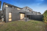 https://images.listonce.com.au/custom/160x/listings/63-lords-avenue-mulgrave-vic-3170/169/01705169_img_11.jpg?FEbF6vFPHeo