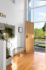 https://images.listonce.com.au/custom/160x/listings/63-maxine-drive-st-helena-vic-3088/151/01817151_img_02.jpg?6VRvf3v9ZL0