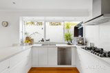 https://images.listonce.com.au/custom/160x/listings/63-maxine-drive-st-helena-vic-3088/151/01817151_img_04.jpg?qInVC4CuQ1g