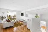https://images.listonce.com.au/custom/160x/listings/63-maxine-drive-st-helena-vic-3088/151/01817151_img_11.jpg?VoMlAvdSIKk