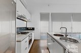 https://images.listonce.com.au/custom/160x/listings/63-melrose-street-north-melbourne-vic-3051/371/01734371_img_10.jpg?Q1c7aAxrvJM