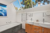 https://images.listonce.com.au/custom/160x/listings/63-morang-road-hawthorn-vic-3122/795/00360795_img_11.jpg?lfLjslWpzFc