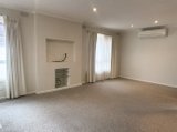 https://images.listonce.com.au/custom/160x/listings/63-orchard-grove-blackburn-south-vic-3130/970/01967970_img_04.jpg?PqmXQqLxGCA