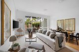 https://images.listonce.com.au/custom/160x/listings/63-spenser-street-st-kilda-vic-3182/536/01327536_img_02.jpg?_auskHdIH50