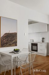 https://images.listonce.com.au/custom/160x/listings/63-st-johns-avenue-camberwell-vic-3124/884/01969884_img_05.jpg?49QH7p9LBKQ