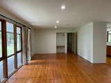 https://images.listonce.com.au/custom/160x/listings/63-strathclyde-crescent-woodend-vic-3442/626/01724626_img_08.jpg?QcrJ0GxEu-s