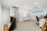 https://images.listonce.com.au/custom/160x/listings/63-truman-street-south-kingsville-vic-3015/037/01200037_img_09.jpg?tnx9snaJJEs