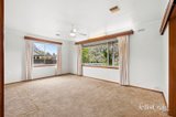 https://images.listonce.com.au/custom/160x/listings/63-west-street-daylesford-vic-3460/038/01987038_img_04.jpg?RyTsWmGhhtQ