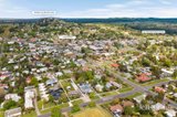 https://images.listonce.com.au/custom/160x/listings/63-west-street-daylesford-vic-3460/038/01987038_img_15.jpg?VECRxlgJDEM