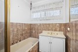 https://images.listonce.com.au/custom/160x/listings/63-wilton-avenue-newcomb-vic-3219/629/01699629_img_05.jpg?Ug2A3K-BsBI