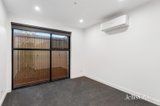 https://images.listonce.com.au/custom/160x/listings/631-pryor-street-eltham-vic-3095/489/01904489_img_14.jpg?wwAk2dAMsng
