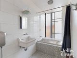 https://images.listonce.com.au/custom/160x/listings/631-queensberry-street-north-melbourne-vic-3051/646/01578646_img_08.jpg?k4krfWrGcvo