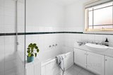 https://images.listonce.com.au/custom/160x/listings/632-john-street-brunswick-east-vic-3057/247/01022247_img_11.jpg?_X89Z7BpLxE