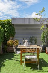 https://images.listonce.com.au/custom/160x/listings/632-station-street-carlton-north-vic-3054/502/00581502_img_11.jpg?vh_oMs8rcuo