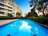 https://images.listonce.com.au/custom/160x/listings/633-seisman-place-port-melbourne-vic-3207/918/01731918_img_06.jpg?Ccs3q5-mJXk
