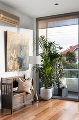 https://images.listonce.com.au/custom/160x/listings/634-groom-street-clifton-hill-vic-3068/704/01562704_img_14.jpg?HsLeK5M6PO4