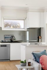 https://images.listonce.com.au/custom/160x/listings/6343-church-street-richmond-vic-3121/117/01980117_img_09.jpg?NEbYlwRtJCc