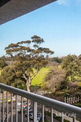 https://images.listonce.com.au/custom/160x/listings/63461-st-kilda-road-melbourne-vic-3004/092/01976092_img_07.jpg?eUnzRgc0B4s