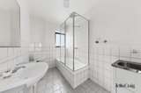 https://images.listonce.com.au/custom/160x/listings/635-pine-avenue-elwood-vic-3184/763/01914763_img_09.jpg?ld4ANz88Xts