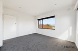 https://images.listonce.com.au/custom/160x/listings/635-pine-avenue-elwood-vic-3184/763/01914763_img_13.jpg?mJwKklctc5s