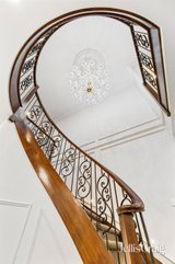 https://images.listonce.com.au/custom/160x/listings/636-highbury-road-glen-waverley-vic-3150/690/01772690_img_05.jpg?6z9ECBEAAJ4