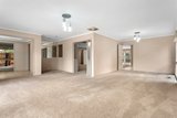 https://images.listonce.com.au/custom/160x/listings/637-highbury-road-burwood-east-vic-3151/999/01683999_img_03.jpg?Bgv7zqh9MOA