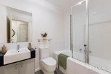https://images.listonce.com.au/custom/160x/listings/637-wooddale-grove-donvale-vic-3111/139/01954139_img_10.jpg?kzkFloidg4I