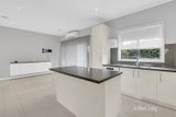 https://images.listonce.com.au/custom/160x/listings/637-wren-street-altona-vic-3018/215/01860215_img_07.jpg?gFGXWegMfLY