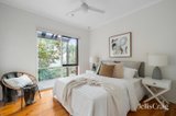 https://images.listonce.com.au/custom/160x/listings/638-clyde-street-diamond-creek-vic-3089/882/01898882_img_06.jpg?vbcV01JNTIo