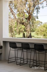 https://images.listonce.com.au/custom/160x/listings/6383-wattletree-road-malvern-east-vic-3145/890/01988890_img_06.jpg?T-0ycMJr1sg