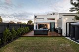 https://images.listonce.com.au/custom/160x/listings/63b-barrington-street-bentleigh-east-vic-3165/395/01348395_img_20.jpg?NdzrlDtrI20