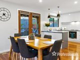 https://images.listonce.com.au/custom/160x/listings/64-allendale-road-croydon-vic-3136/809/01525809_img_11.jpg?HMHo47ykzbE