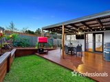 https://images.listonce.com.au/custom/160x/listings/64-allendale-road-croydon-vic-3136/809/01525809_img_19.jpg?T5yonH5IkS8