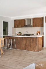 https://images.listonce.com.au/custom/160x/listings/64-arthur-place-croydon-vic-3136/036/01985036_img_04.jpg?8ttuMesV9Jo