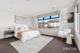 https://images.listonce.com.au/custom/160x/listings/64-aspect-drive-keysborough-vic-3173/471/01915471_img_10.jpg?S8ufASpXZwo