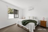 https://images.listonce.com.au/custom/160x/listings/64-beach-road-beaumaris-vic-3193/966/01989966_img_09.jpg?0UUg7pqxPrw