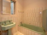 https://images.listonce.com.au/custom/160x/listings/64-broughton-road-surrey-hills-vic-3127/005/01744005_img_05.jpg?ueBvTh70aF8