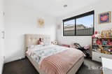 https://images.listonce.com.au/custom/160x/listings/64-chase-boulevard-alfredton-vic-3350/576/01796576_img_08.jpg?6c1eveD6iG4