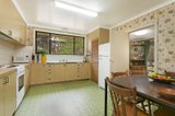 https://images.listonce.com.au/custom/160x/listings/64-hoburd-drive-woodend-vic-3442/835/00334835_img_06.jpg?kehKM1lEis0