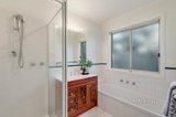 https://images.listonce.com.au/custom/160x/listings/64-jesmond-road-croydon-vic-3136/177/01264177_img_08.jpg?QTP7ijHR2YU