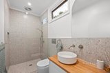 https://images.listonce.com.au/custom/160x/listings/64-lincoln-road-croydon-vic-3136/444/01646444_img_11.jpg?pTjivT5p1I0