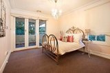 https://images.listonce.com.au/custom/160x/listings/64-north-road-brighton-vic-3186/444/01948444_img_13.jpg?HNUdRXOuo0o