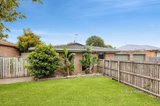 https://images.listonce.com.au/custom/160x/listings/64-oberon-drive-belmont-vic-3216/180/01626180_img_09.jpg?yqcH9VJdtKw