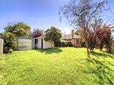 https://images.listonce.com.au/custom/160x/listings/64-raynes-park-road-hampton-vic-3188/189/01794189_img_01.jpg?lzv9r9ksoSw