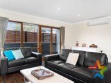 https://images.listonce.com.au/custom/160x/listings/64-springfield-avenue-croydon-vic-3136/504/01525504_img_04.jpg?_3NhuwNxPpE