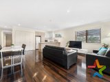 https://images.listonce.com.au/custom/160x/listings/64-springfield-avenue-croydon-vic-3136/504/01525504_img_05.jpg?WNuxpM05jus